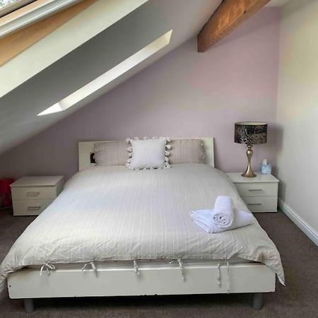 Ferienwohnung Contemporary Duplex - Private Patio & Parking Stockport Exterior foto