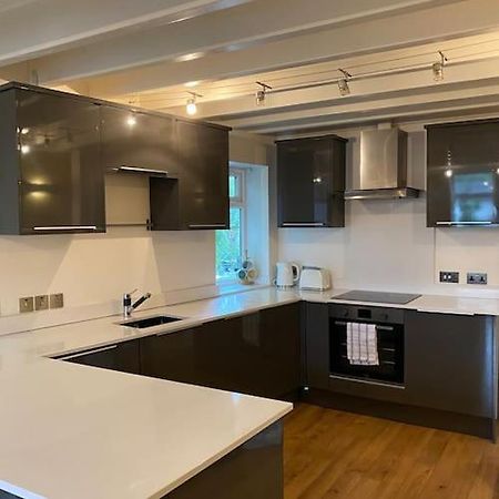 Ferienwohnung Contemporary Duplex - Private Patio & Parking Stockport Exterior foto